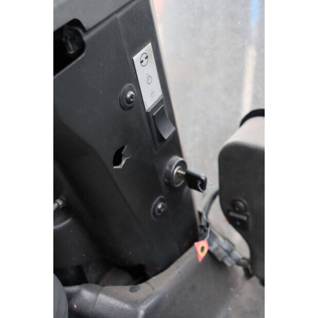 Caterpillar EP30K-46417242