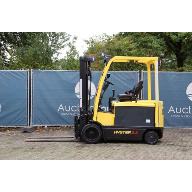 2015 هايستر E3.2XN-46417316