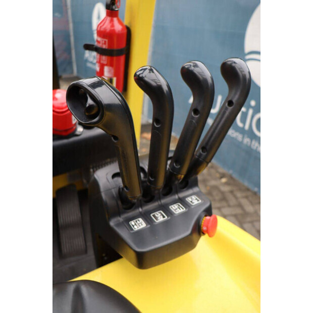 2015 هايستر E3.2XN-46417342