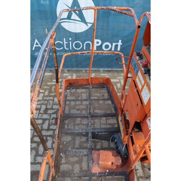 2004 Hitachi HX140B-46417412