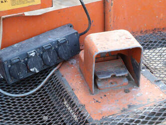 2004-hitachi-hx140b-1439458-46417414