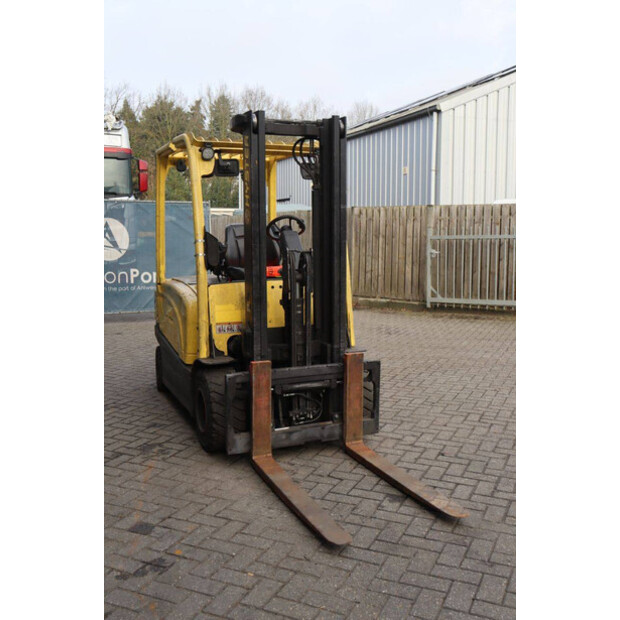 2017 Hyster J3.0XN-46417555