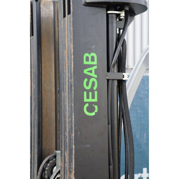 2020 Cesab M325-46417670