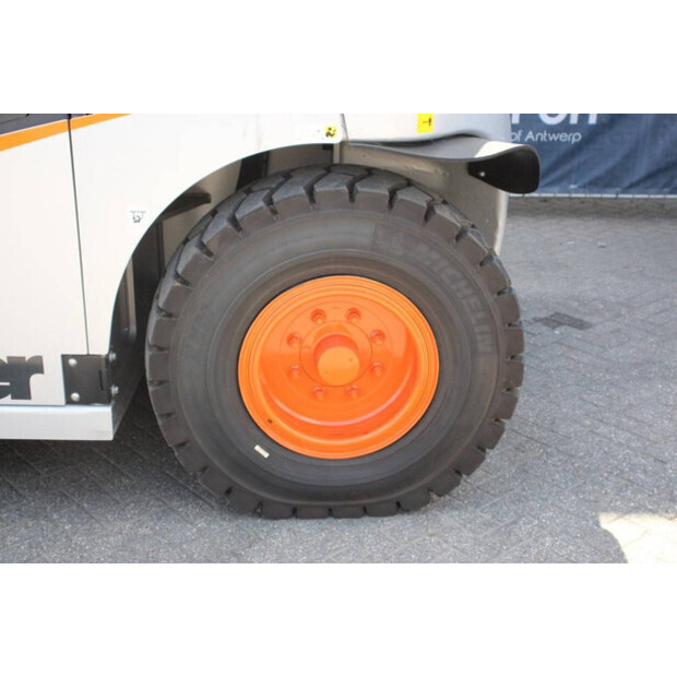 2022 كارير A160/1200X-46417824