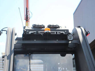 2022-carer-a160-1200x-1439469-46417828