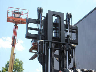 2022-carer-a160-1200x-1439469-46417841