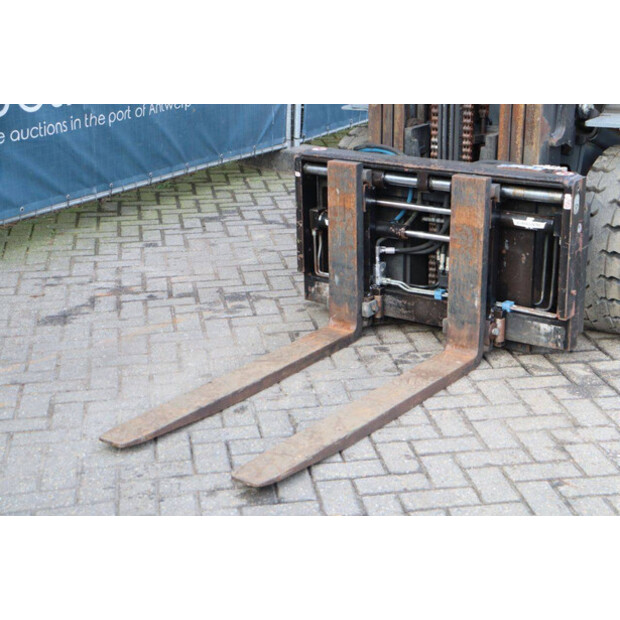 2016 Toyota 02-8FGF30-46417891