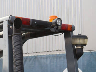 2016-toyota-02-8fgf30-1439471-46417897