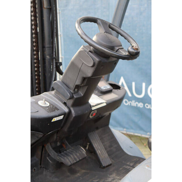 2016 Toyota 02-8FGF30-46417904