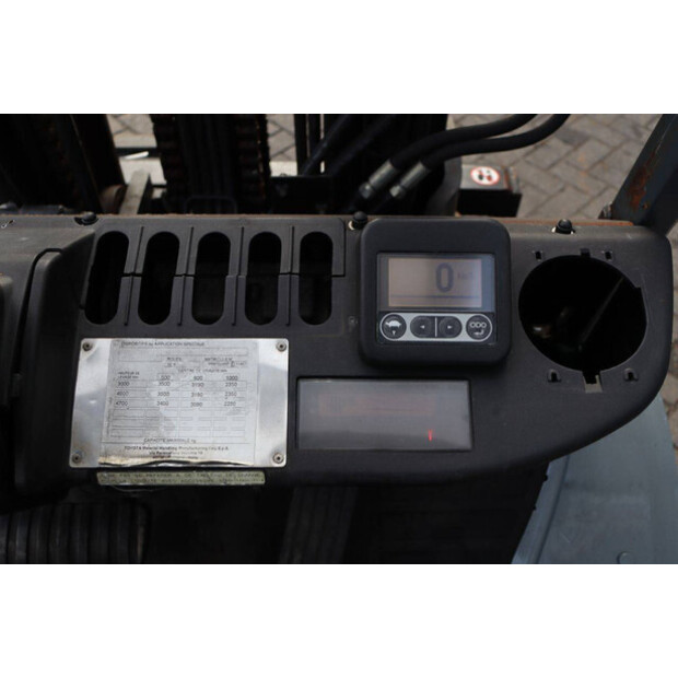 2016 Toyota 02-8FGF30-46417908