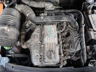 2016-toyota-02-8fgf30-1439471-46417915