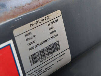 2016-toyota-02-8fgf30-1439471-46417918