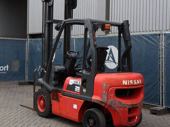 nissan-fd02a25q-1439474-46417996