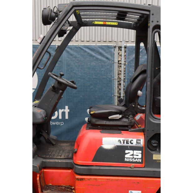 NISSAN FD02A25Q-46418014