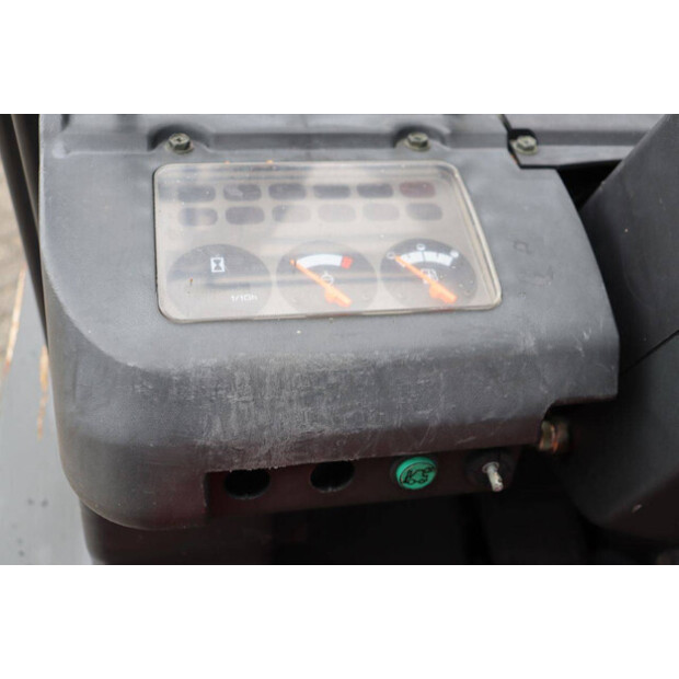 NISSAN FD02A25Q-46418018