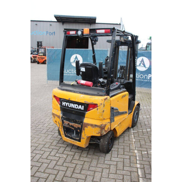 2019 هيونداي 25B-9-46418035