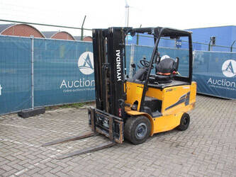 2019-hyundai-25b-9-1439475-46418038