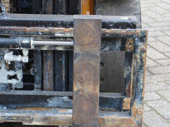 2019-hyundai-25b-9-1439475-46418042