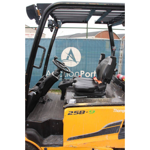 2019 هيونداي 25B-9-46418050