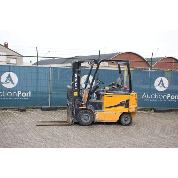 2019 هيونداي 25B-9-46418058