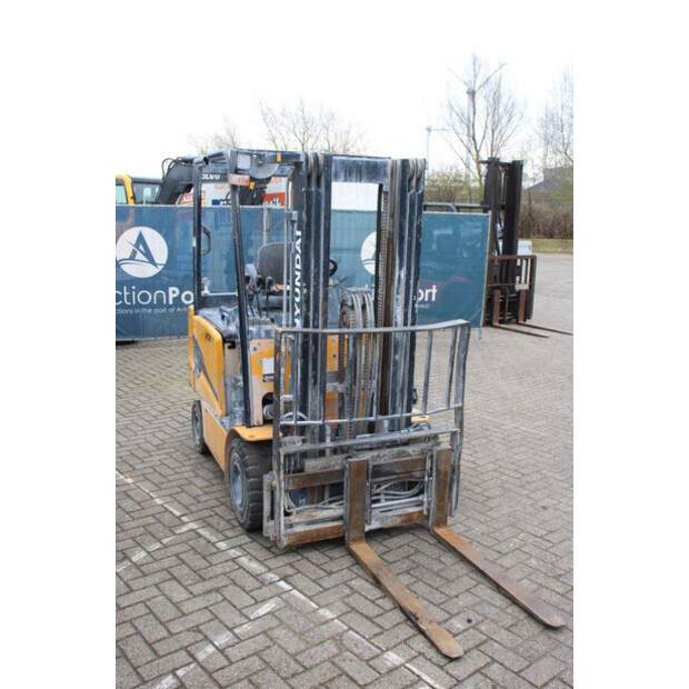 2019 هيونداي 25B-9-46418063