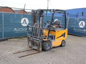 2019-hyundai-25b-9-1439476-46418065