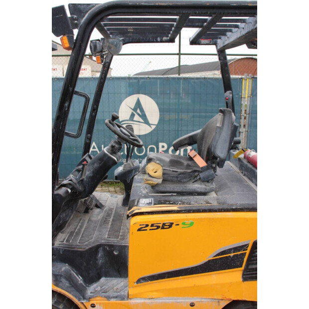 2019 هيونداي 25B-9-46418079