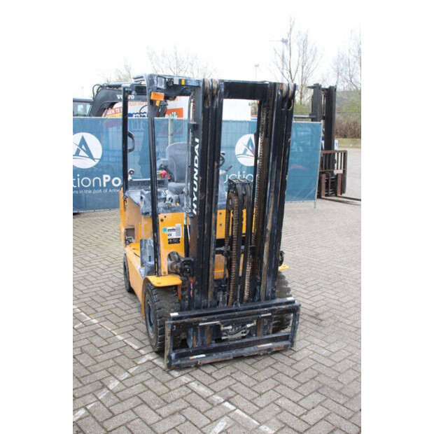 Hyundai 25B-9-46418091