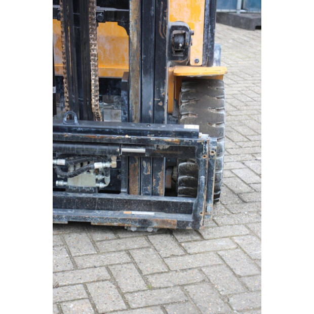 Hyundai 25B-9-46418095