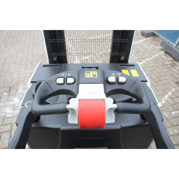 2017 هايستر S1.5S-46418132