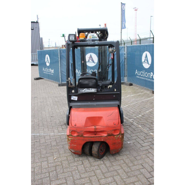 2004 ليندي E18C-02-46418152