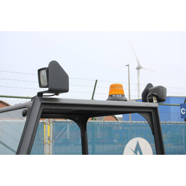 2004 ليندي E18C-02-46418161