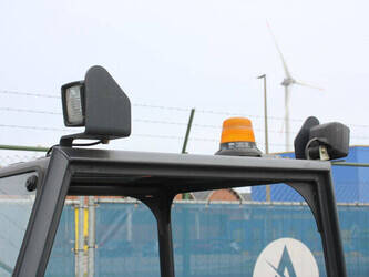 2004-linde-e18c-02-1439481-46418161