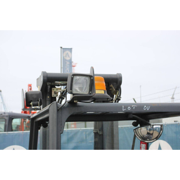 2004 ليندي E18C-02-46418164