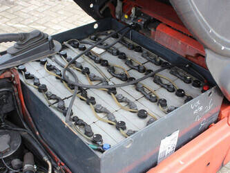 2004-linde-e18c-02-1439481-46418165