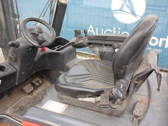 2013-fenwick-linde-e20ph-01-46418231