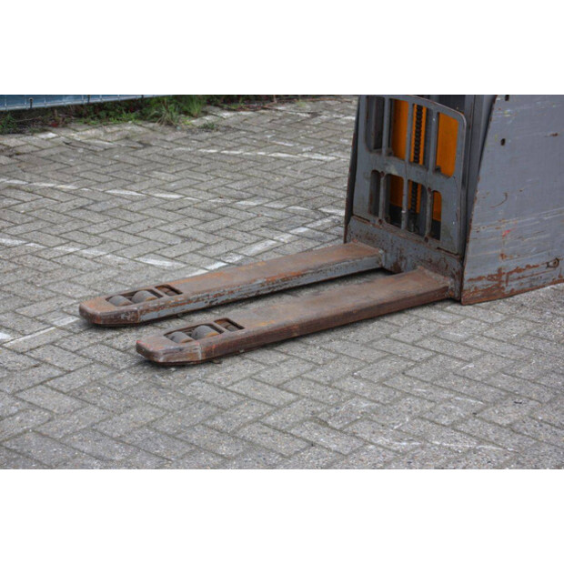 جنجهينريتش EFG 220-46418245