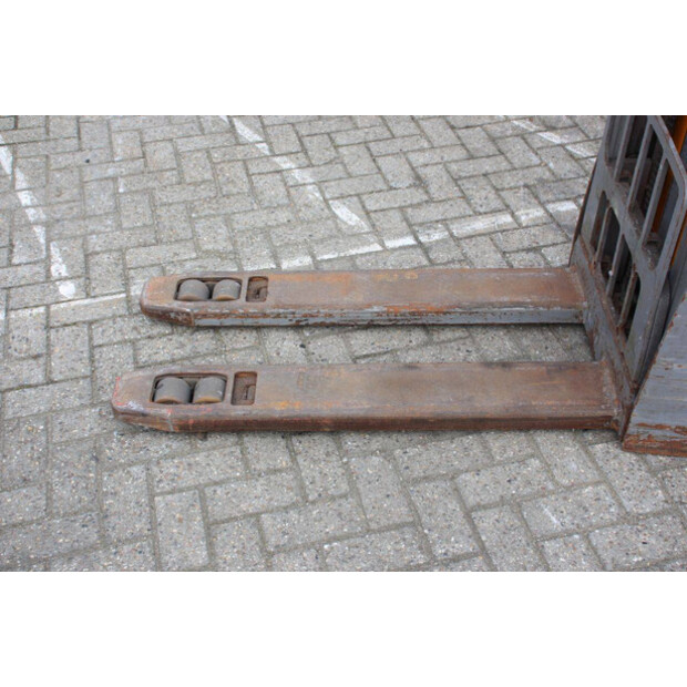 جنجهينريتش EFG 220-46418246