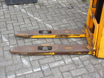 2012-jungheinrich-erc214-46418285