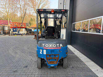 2019-toyota-8fbmt25-1439489-46418321