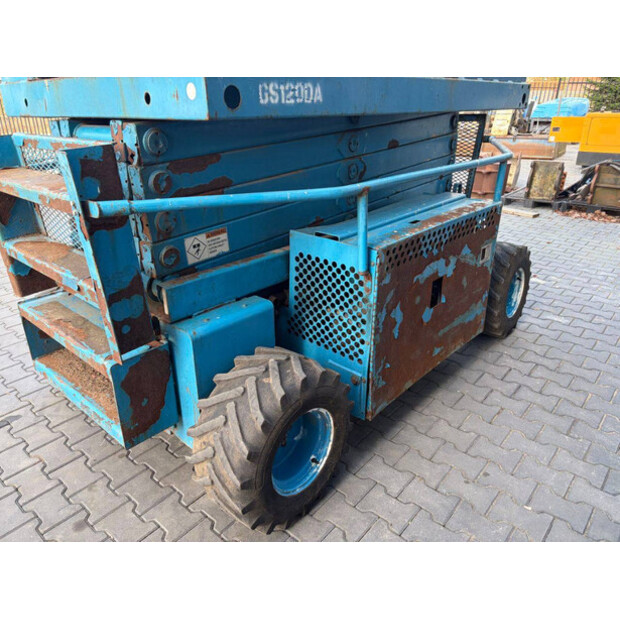 2000 UPRIGHT 66919-001-46418346