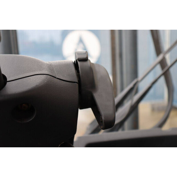 2015 Linde H20D-02/600-46418412