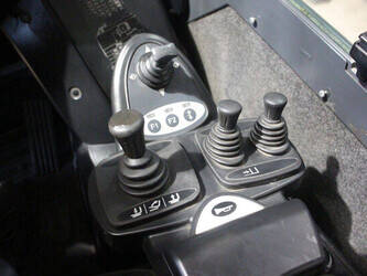 2013-still-rx70-25-1439497-46418519