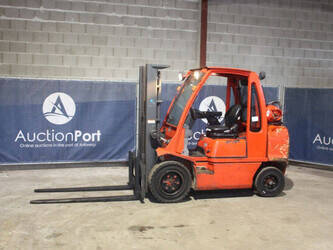 صورة ل رافعات شوكية 2008 نيسان UG1D2A32LQ