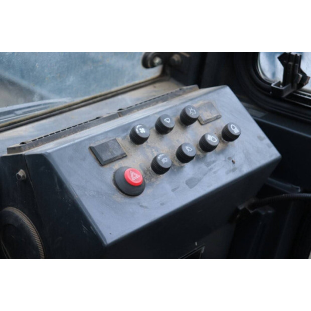 2003 ستيل R70-40-46418582