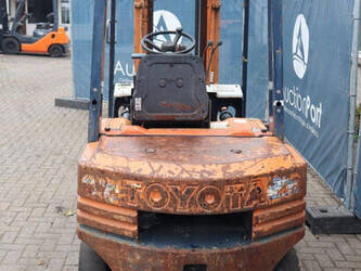 toyota-5fd25-1439500-46418598