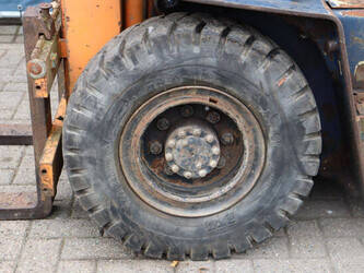 toyota-5fd25-1439500-46418606