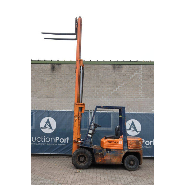 Toyota 5FD25-46418626