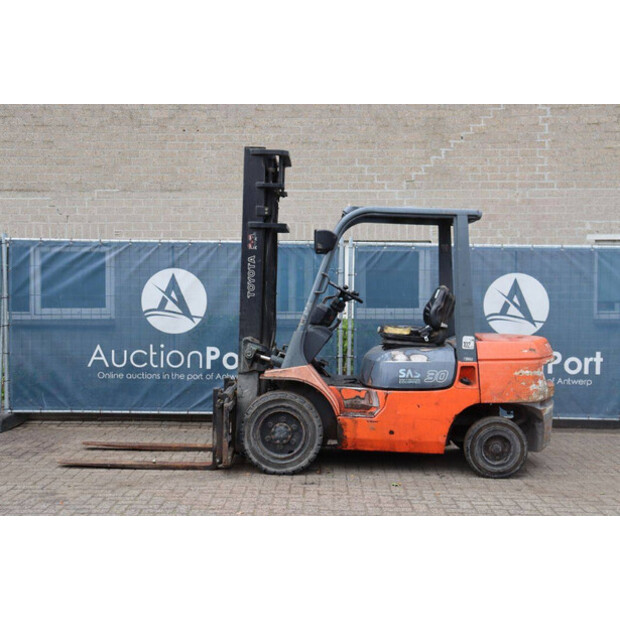 2002 Toyota 02-7FDF30-46418631