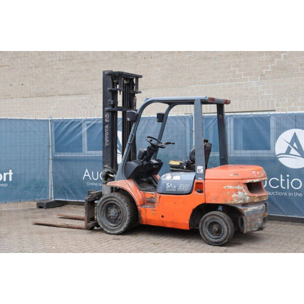 2002 Toyota 02-7FDF30-46418632